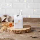 Porcelain Light House with Cat - WowCornwall
